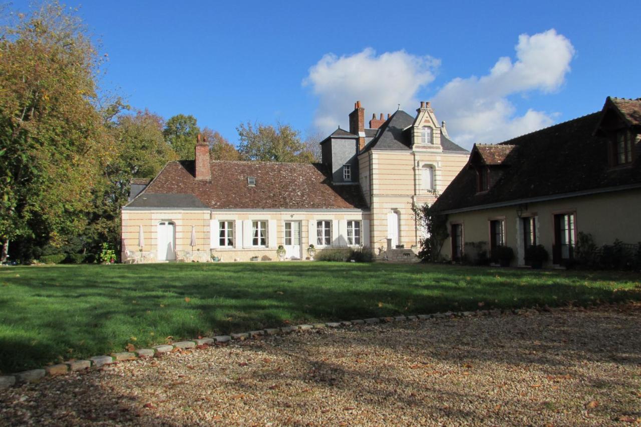 Le Plessis Bbb Bed & Breakfast Blois Exterior photo